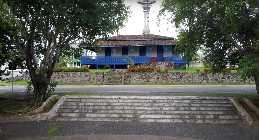 Fachada histórica do Museu das Comunicações em Ji-Paraná.