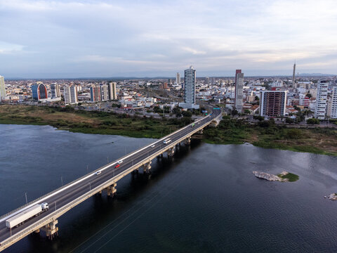 Petrolina em alta: descubra o potencial imobiliário da Cidade do Sol!